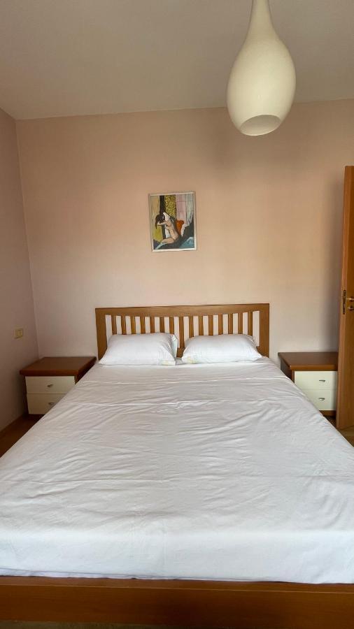 Easy Peasy - 9Th Floor View Downtown Apartamento Tirana Exterior foto