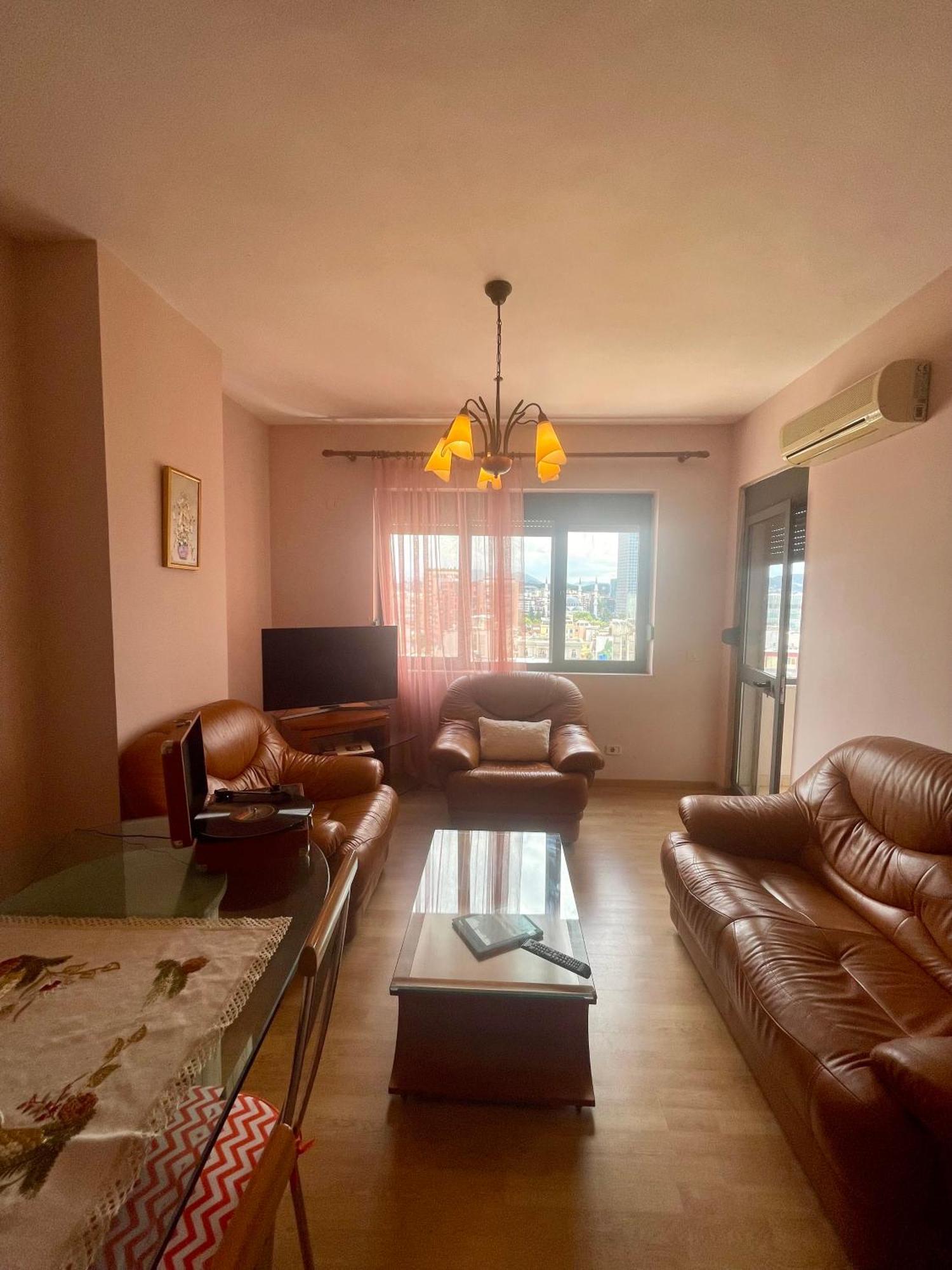 Easy Peasy - 9Th Floor View Downtown Apartamento Tirana Exterior foto
